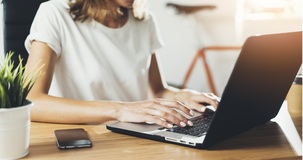 Bonus mamme anche per le lavoratrici in regime forfettario?